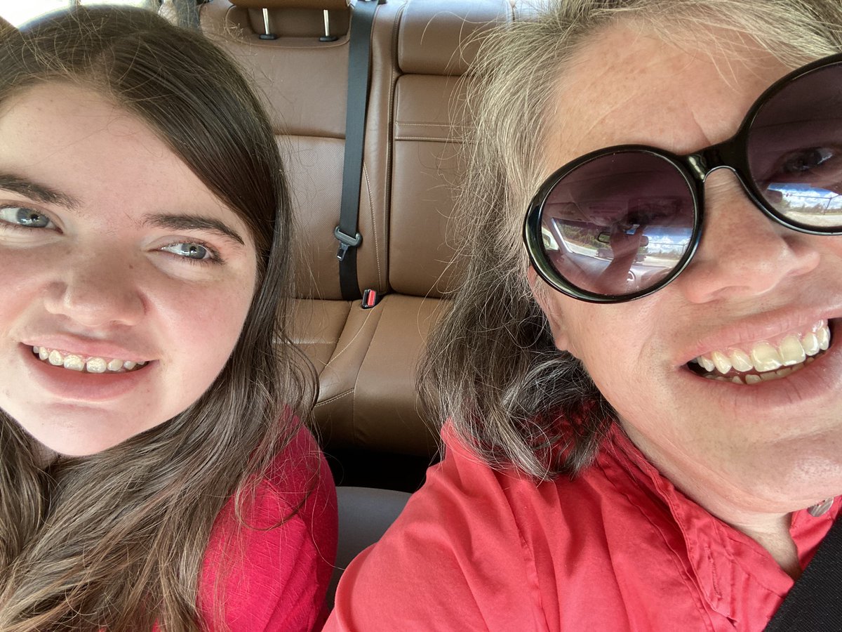 laura_hane's tweet photo. Proud to drive in support of public education this afternoon. #SCRedforEd #MotorMarch #virtualuntilsafe https://t.co/pJxnpjMec4