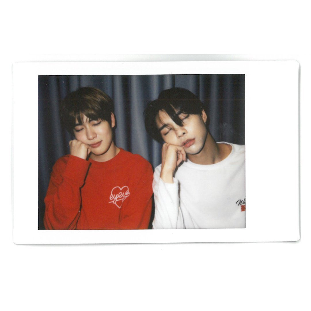 johnjae polaroids: a thread (๑･̑◡･̑๑)
