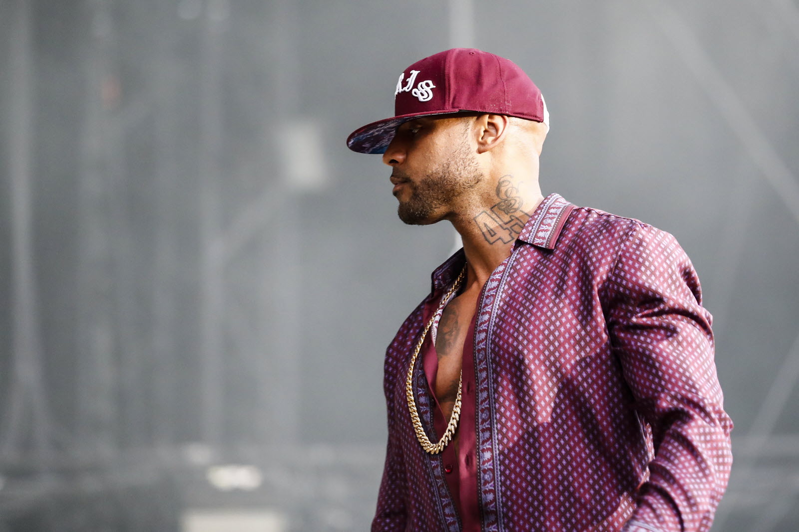 Ventes Rap Avec 2 7m D Equivalent Streams Dolce Vita De Booba Est 6eme Au Top Singles De La Semaine Au Total Il Cumule 4 2m D Equivalent Streams Fr En