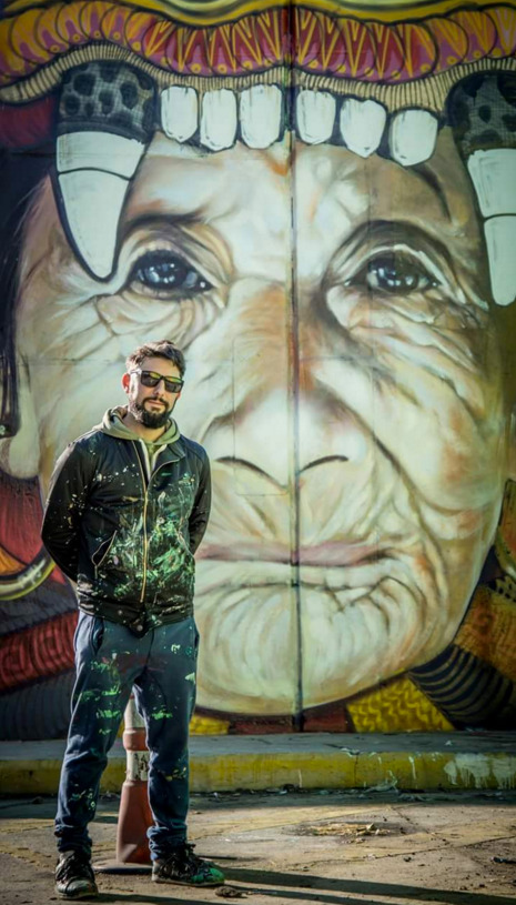 Ahora, en comunicación con Martín Ron <a href="/martinronmural/">Martín Ron</a>, para hablar de su propuesta en redes "Mundial de chanclas con medias" y de muchas cosas más. #esporahi