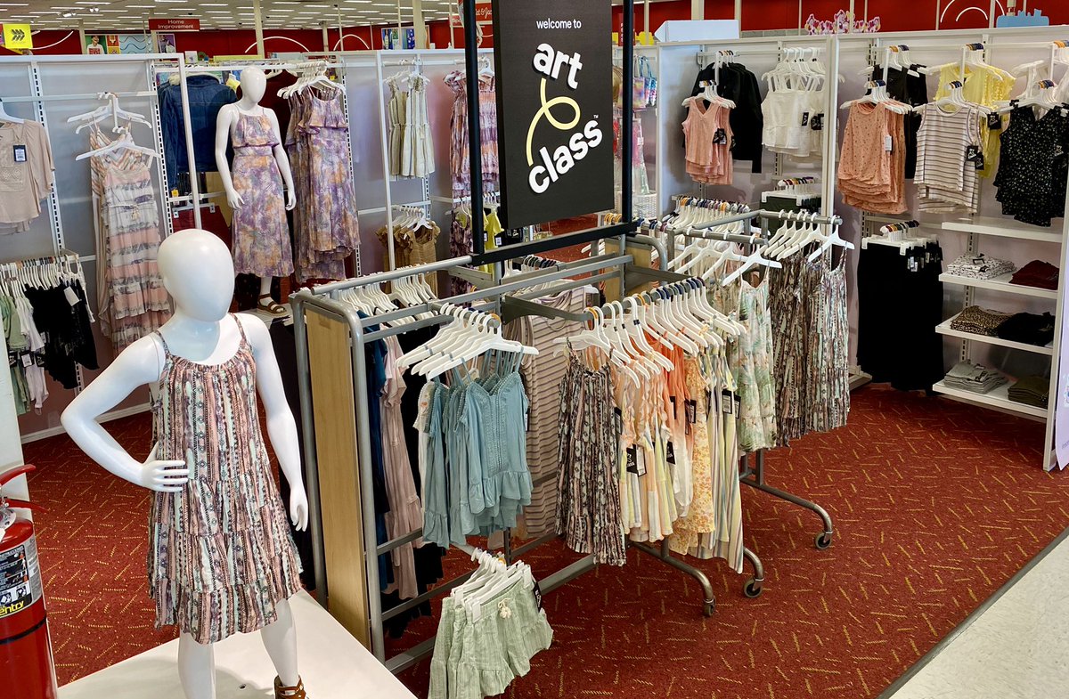 StyleWarden1's tweet photo. School is almost back in session, come get your Art Class at T2021 @T2021AC @KelseaFa @britestey @4everettMark https://t.co/hQ3geoiHyb