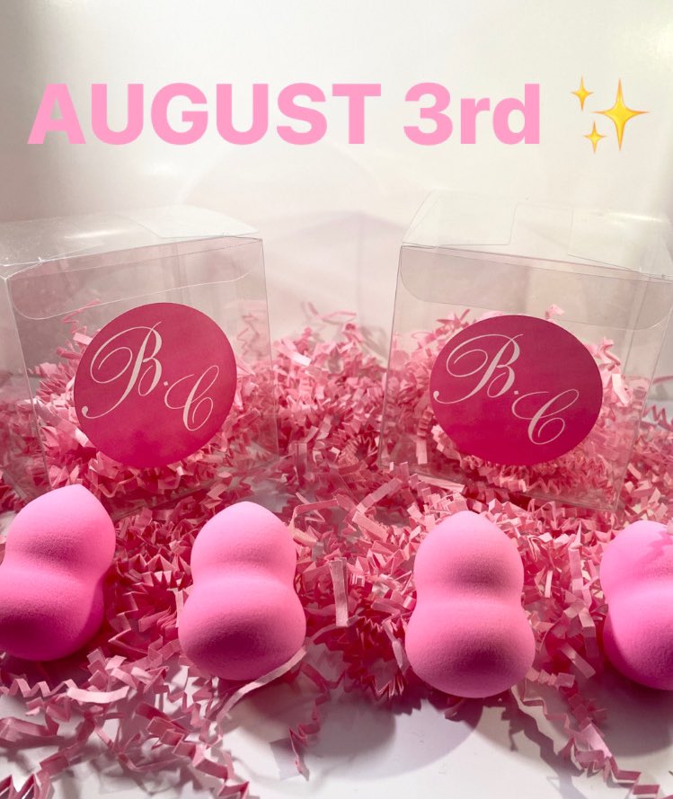 BlizzyCosmetics's tweet photo. PLACE YOUR PRE ORDERS NOW 
swipe up for just 6.99 you can get our blizzy blenders that come in a pack of 2 ! super cute super SOFT !!lanching soon , blenders will be available AUGUST 3RD 😍✨🛍 https://t.co/RcVF1MP5ns