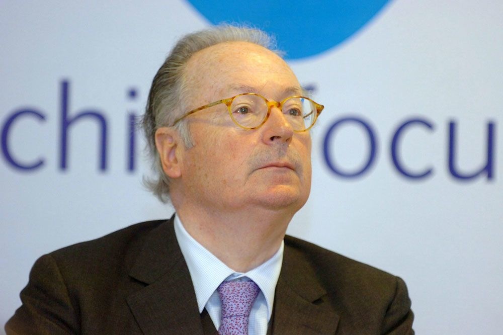 In 1997, the project was put on track and the chairmanship of the board of directors was entrusted to Baron Daniël Cardon de Lichtbuer.Daniel Cardon de Lichtbuer, Baron, banker, chief of staff of the Economic Community, and other titles.