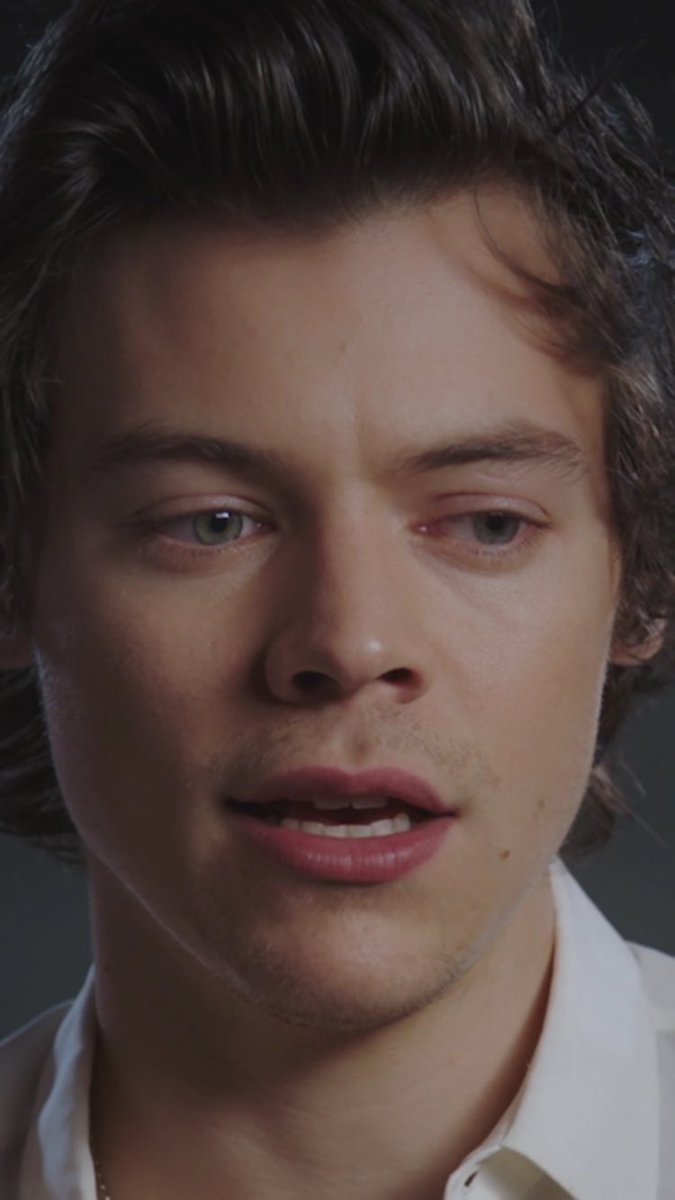 thestylesfandom's tweet image. harry styles' face- close up