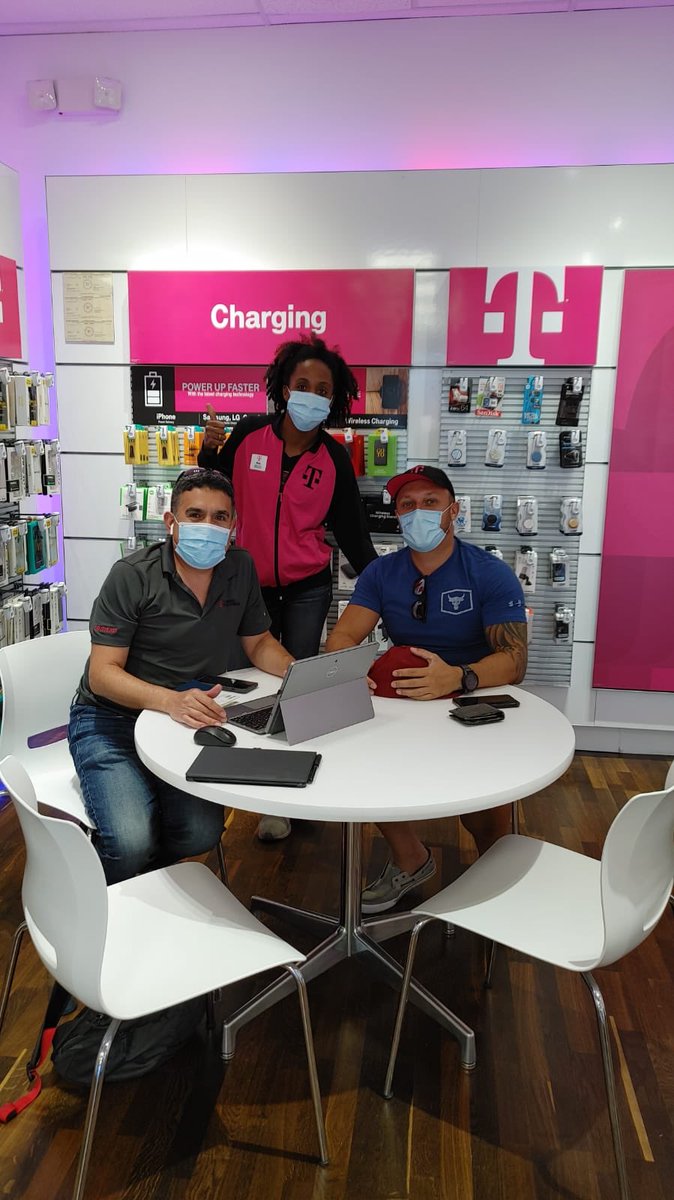 Highland dropping 3 more TFB’s for a total of 6 Activations today!!! Thanks to our AE partner Roberto and Highland Lakes very own, Bria!!!
Who’s next? #TheLand #TheSouthNeverSettles #WeWontStop #OrlandoElite <a href="/PedroCascina/">Pedro Cascina</a> <a href="/StephenJamesA/">Stephen Armstrong</a> <a href="/ARod_013/">Andrés R.</a>