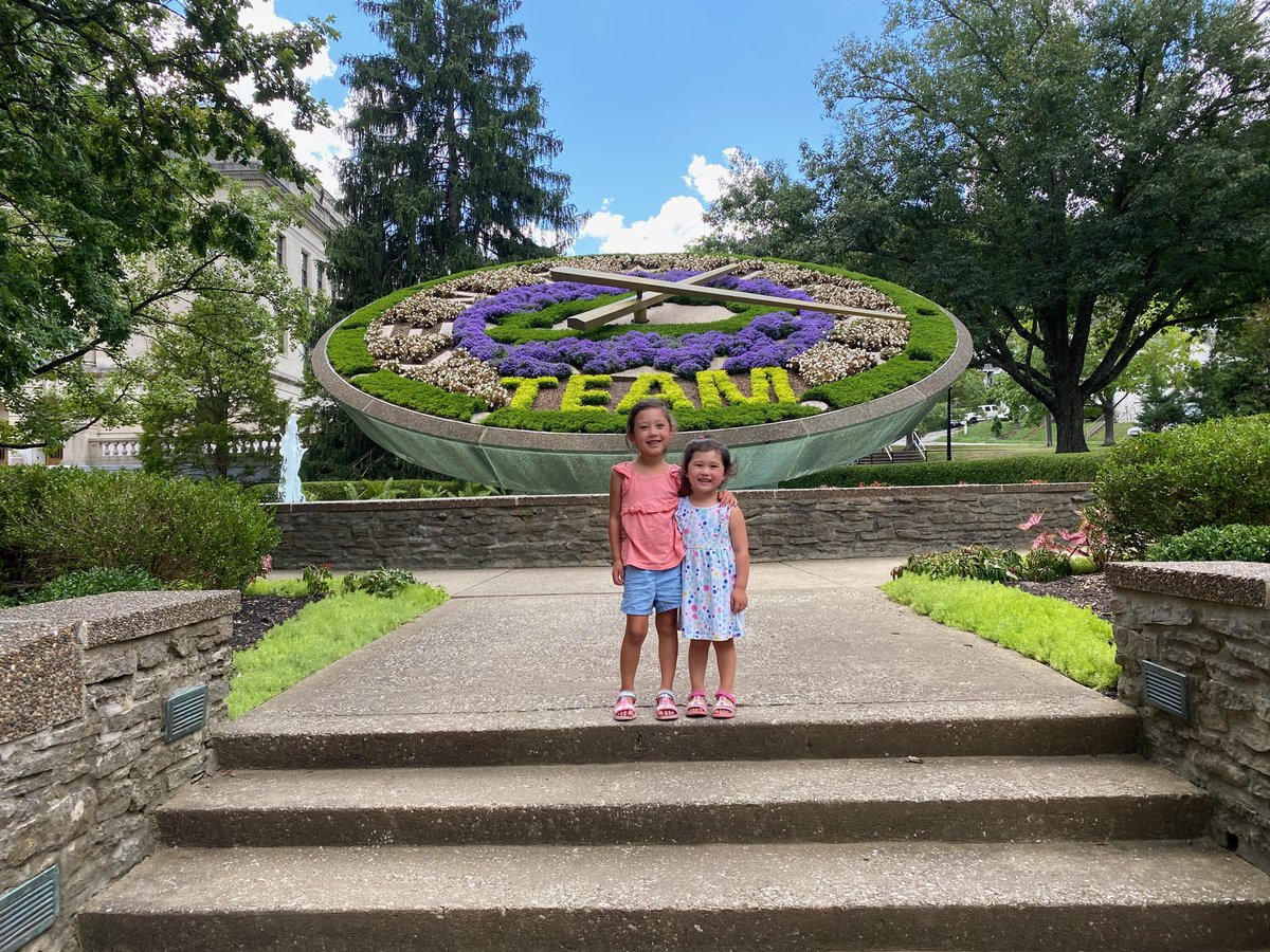 TJones819's tweet photo. Teagan wanted to have lunch with her favorite person @GovAndyBeshear so off to Frankfort they went for a picnic as a family.
@GovAndyBeshear if you are ever looking to talk to a 3 year old let me know! You have a big fan & have won her over!
#LunchWithAndy #TeamKentucky https://t.co/1GhzZJ58zp