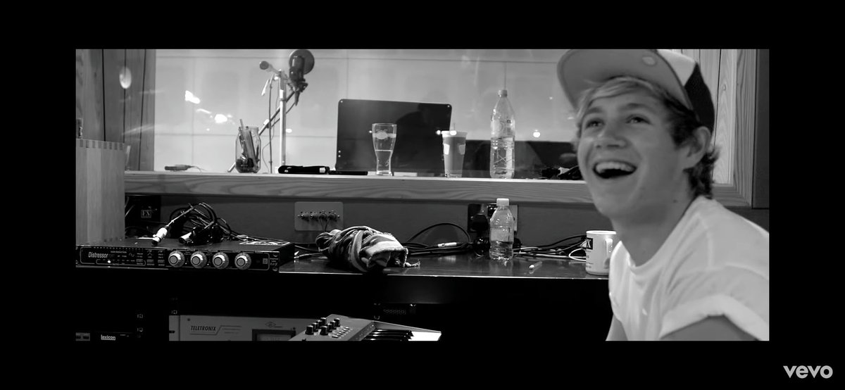 ⁿᵃʳʳʸ ᵇᵉⁱⁿᵍ ⁿᵃʳʳʸ