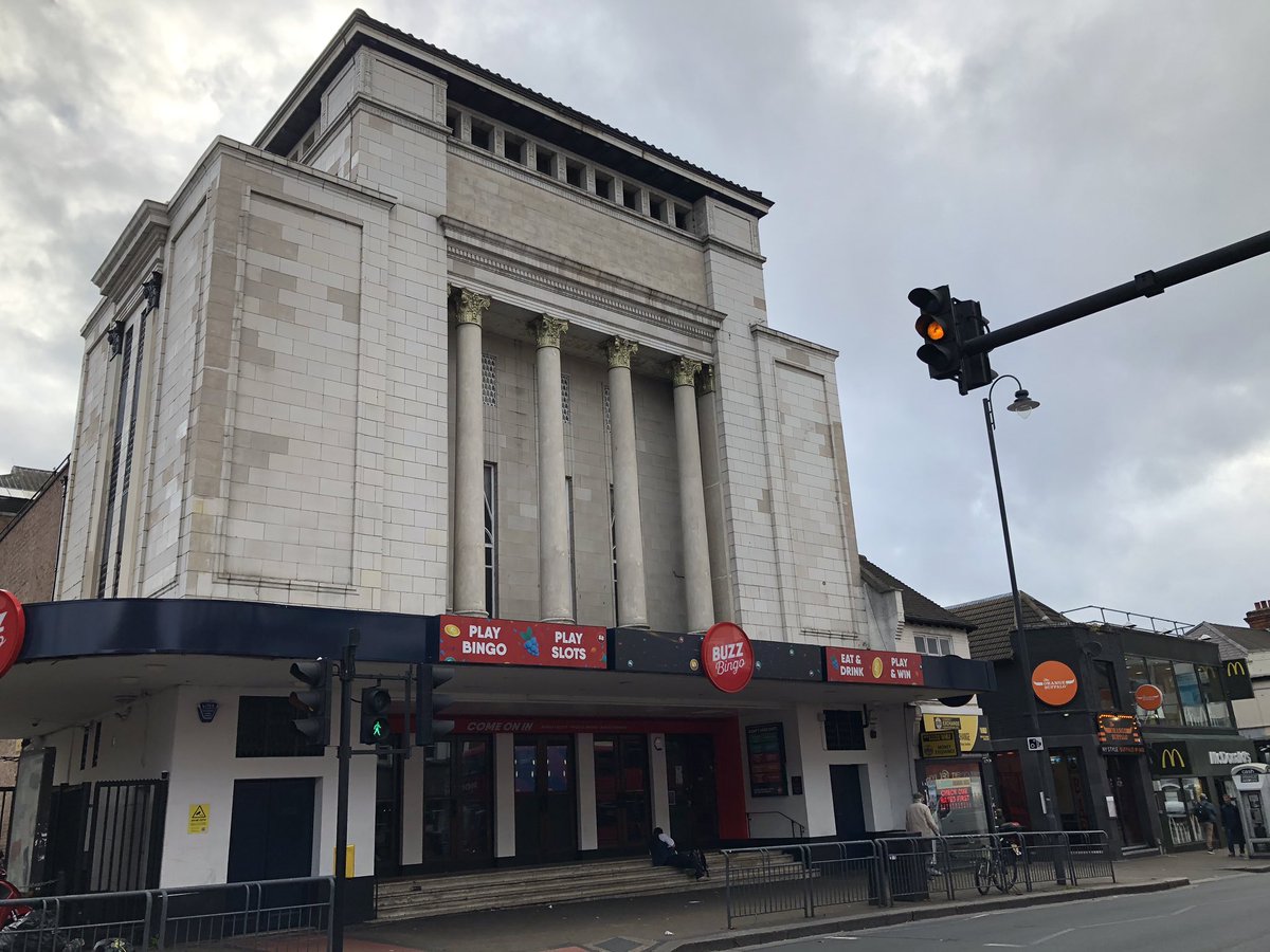 Bingo hall in Tooting that was definitely a theatre or cinema. Look at the faces on the top of the columns