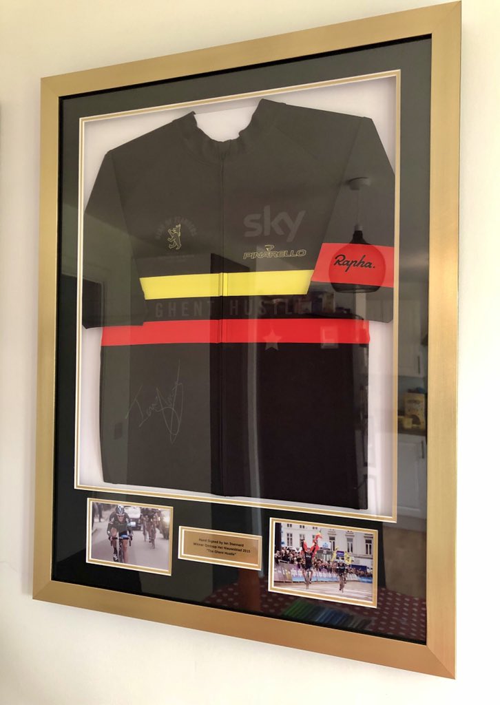 WillcocksRobert's tweet photo. Finally got it framed. #bikeart #inspirational #GhentHustle @IStannard https://t.co/Pdss00fjST