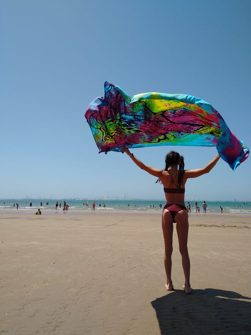 D&iacute;a de playita muy bueno https://t.co/B0QA6dRWiC