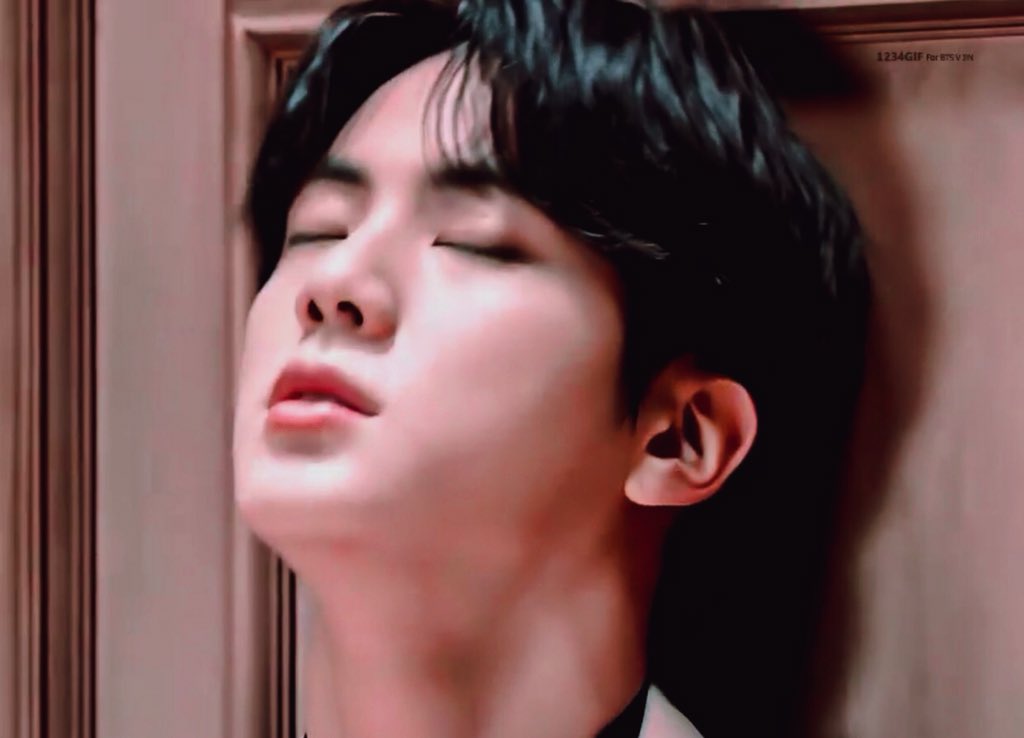why do men even try when seokjin exists