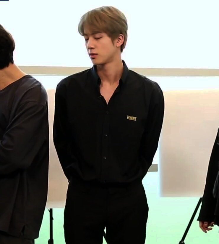 why do men even try when seokjin exists