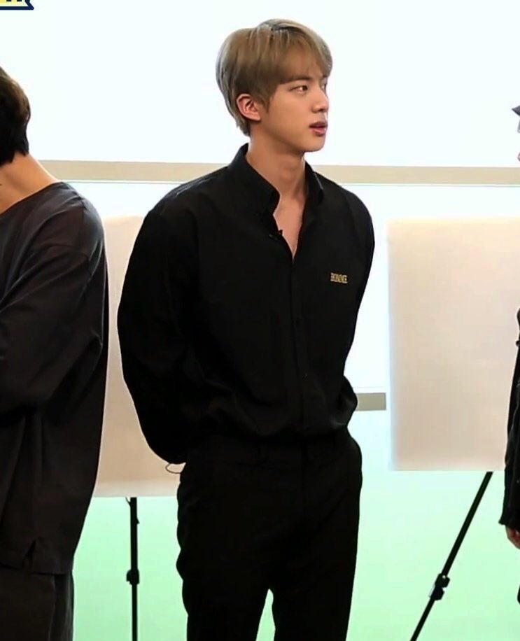 why do men even try when seokjin exists