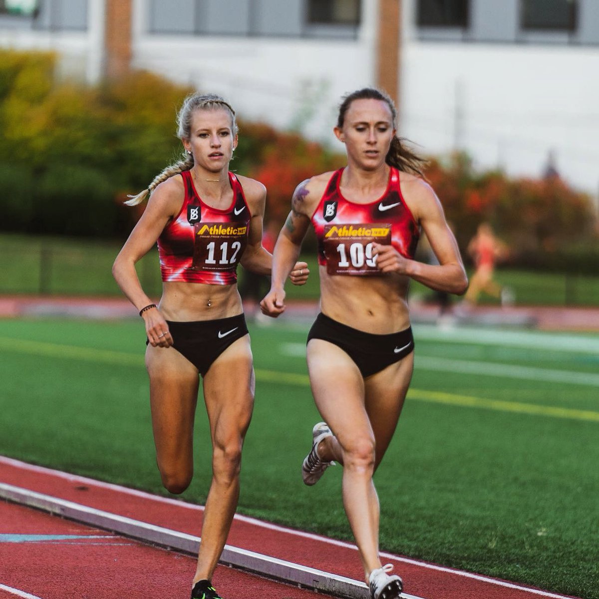 “You have to expect things of yourself before you can do them.” -Michael Jordan
#mondaymotivation
#raceweek⚡️