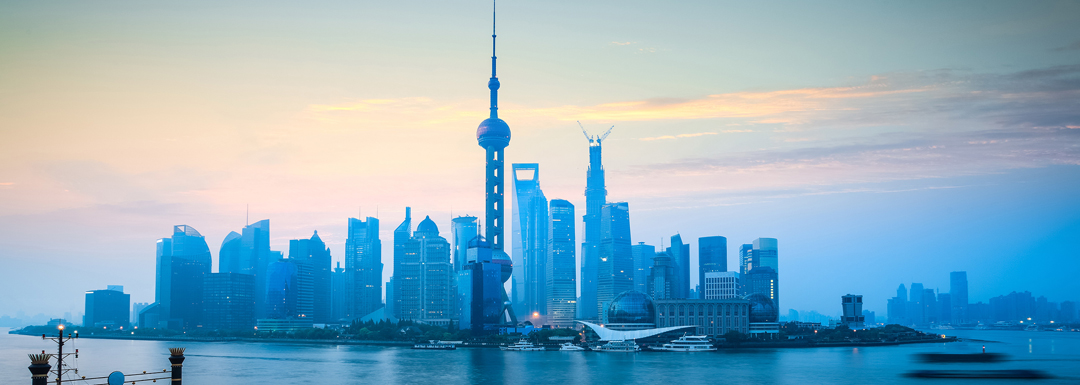 CEducationalT's tweet image. #TheBestTimetoVisitShanghai #ShanghaiChina #ShanghaiGuide
In Shanghai, the main tourist attractions are inside buildings, so anytime is ok to visit, but it would be much more convenient to avoid the National Day and Spring Festival holidays.
ow.ly/yWxR50AIEuy