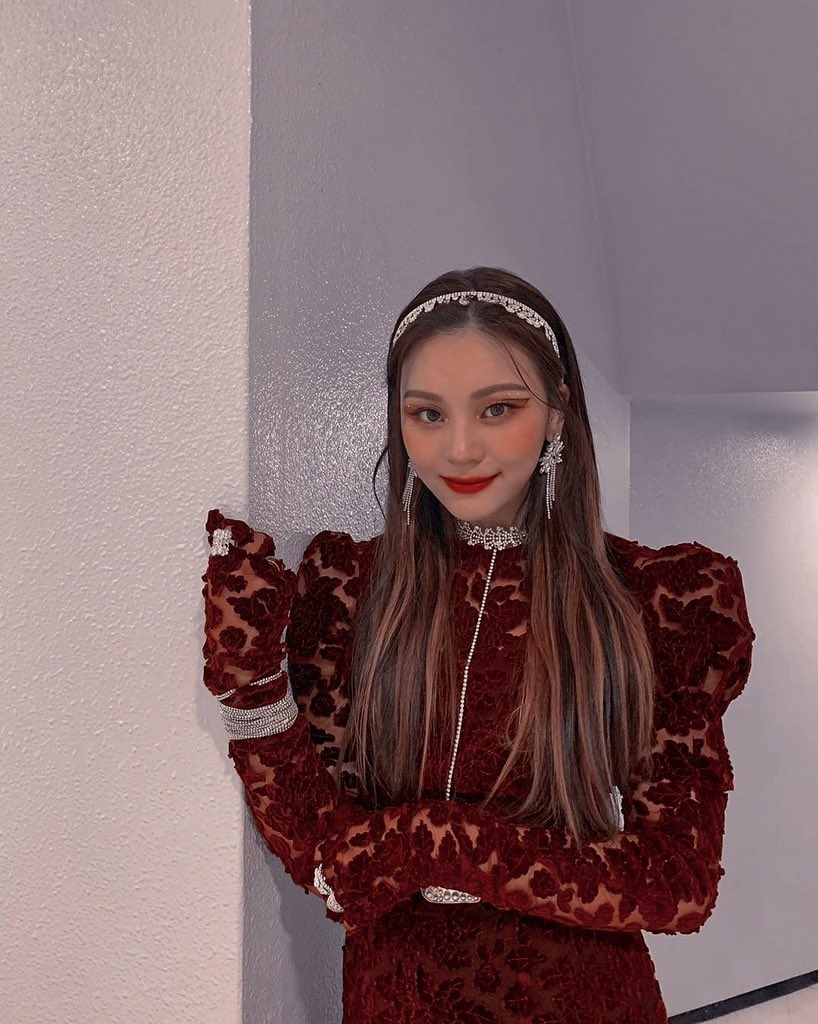 gfriendaes's tweet photo. - 𝐮𝐦𝐣𝐢 🥀 https://t.co/lUakX7ooE1