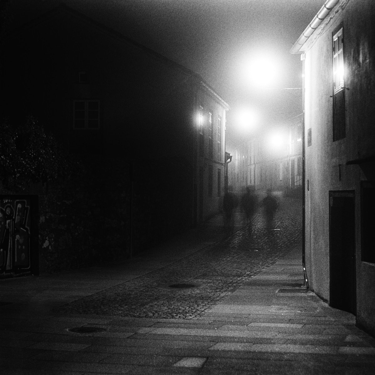 <a href="/Astralia_Bcn/">Astralia</a> estrenan single, So Far So Near es el nombre de su retorno. 

j-musind.blogspot.com/2020/07/astral…