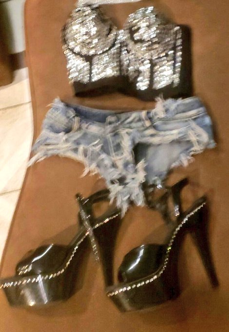 This is my shelter and face kit https://t.co/iXSUpDhr05<a href="/tag/sapiosexual"class="tags"><span>#sapiosexual</span></a><a href="/tag/sissy"class="tags"><span>#sissy</span></a><a href="/tag/sugardaddywanted"class="tags"><span>#sugardaddywanted</span></a>