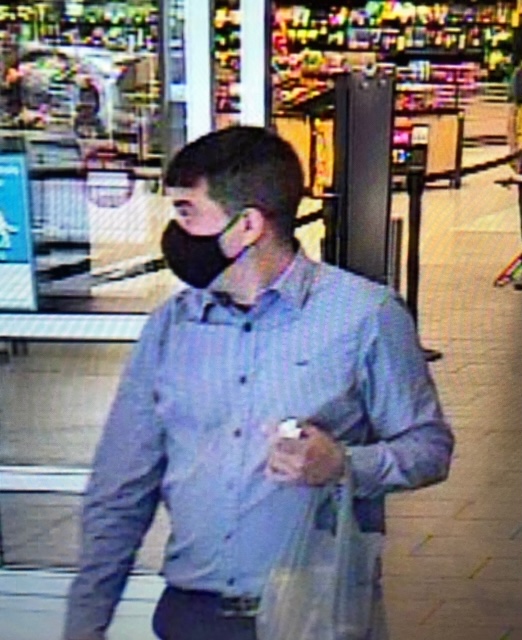 MPDOhio's tweet photo. These 2 are wanted for questioning regarding a theft of a wallet and credit cards at Kroger yesterday between 11:00am and 11:40am.f you think you may know who they are, you can send us a private message here on our Facebook page or contact Criminal Investigations at 513-425-7737. https://t.co/CW9Voi3XYh