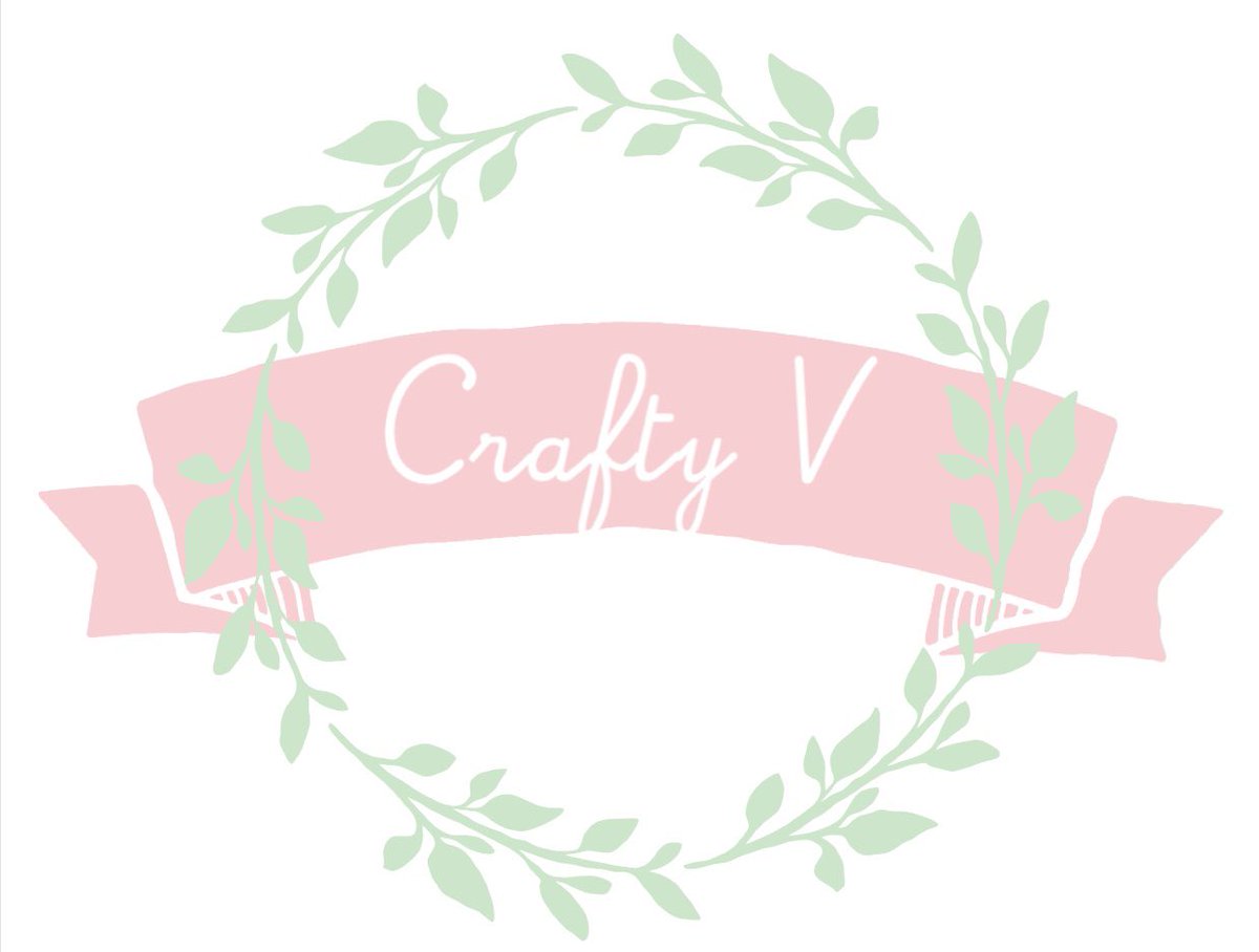 vtovar018's tweet photo. It only cost $0 to retweet or like a small business✨🤍 
Insta: _Crafty_V 
Thank you for your love and support🤍✨ https://t.co/LNcTipEFMF