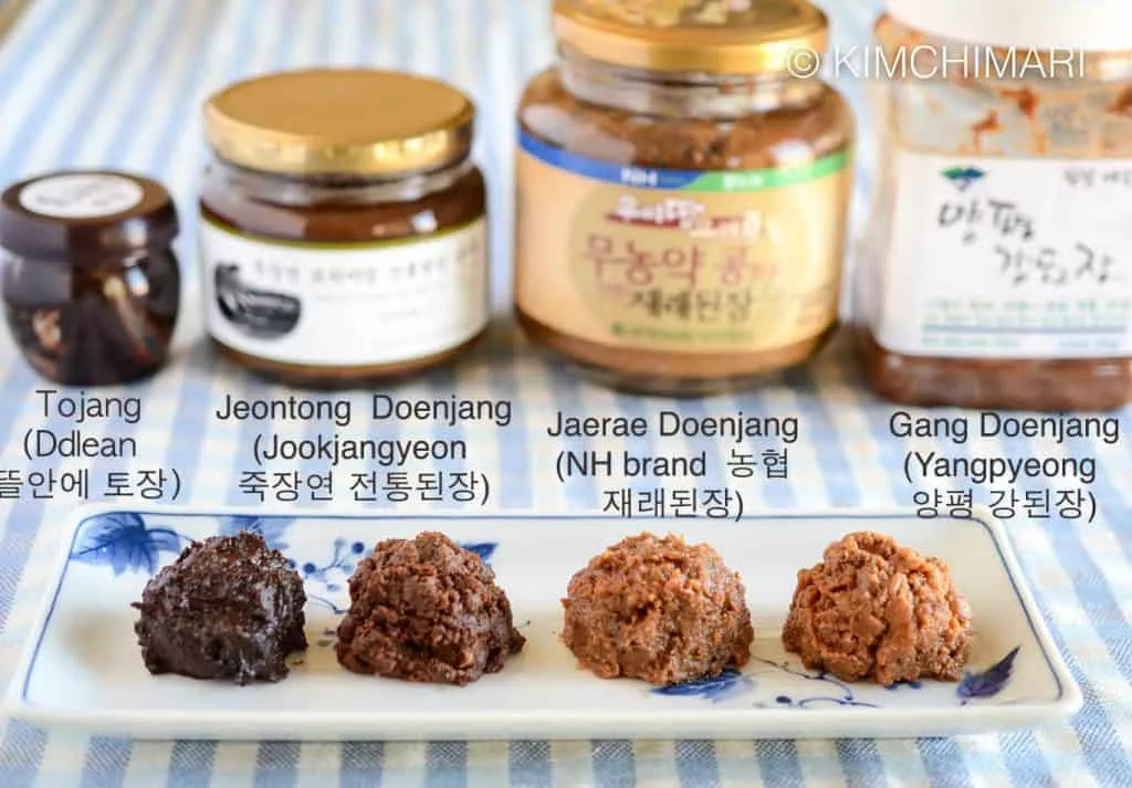 JJKimchimari's tweet photo. Did you know that there are different types of Doenjang (Korean Soybean Paste)? Check out this guide that I created to learn the difference! 😊 #koreanfood #doenjang #soybeanpaste #doenjangjjigae⠀
⠀
READ MORE--> https://t.co/emuRfsfLf5. https://t.co/TfIlERKwqB