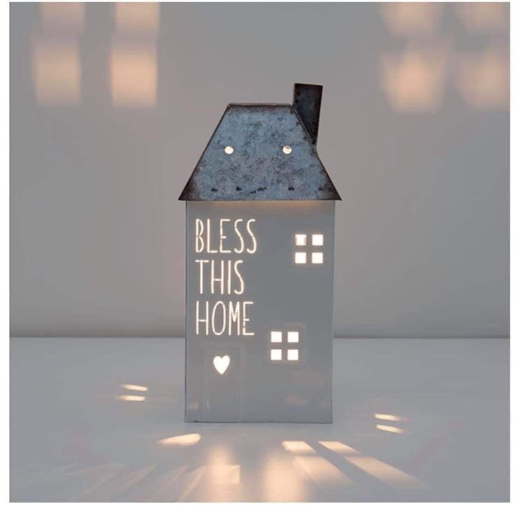 jomie87's tweet photo. Our August warmer Bless This Home and scent Aloe Vera &amp; Ivy of the month. Will be available the whole month of August while supplies lasts. ￼￼ https://t.co/7ePR1TGfRe
