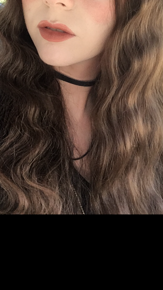 GoddessDolly6's tweet photo. Used a curling iron on my hair and feeling like a #goddess waiting for her #Tributes . So many #paypigs so little time~ 

💰💵💴💶💸 

Allow yourself the honor of being drained by me, here: 

https://t.co/rsFnrllfPr https://t.co/OxnFsYRLWQ