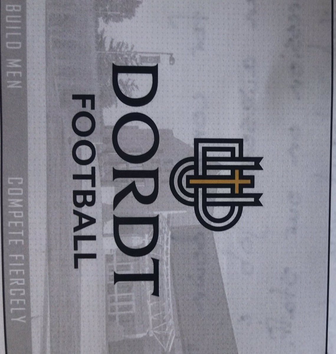 Kellenstew's tweet photo. Blessed to receive my first offer from @DordtFB, Thanks @BMcCormick08 for all your help with the process! https://t.co/6N2PwxqyCG