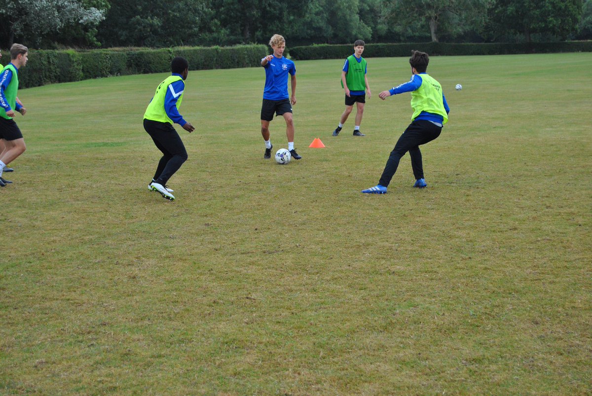 inspiresportFA's tweet photo. #5 Pre Season Session ✅

The scholars are improving each sessions and the standard is the highest it’s ever been in Pre Season!

Exciting times ahead for the Academy, with lots of potential within the scholars 🔥

#TAFCacademy #PreSeason #HardWork #GoodAttitudes 🔵⚪️⚽️ https://t.co/CErZTJxAPy