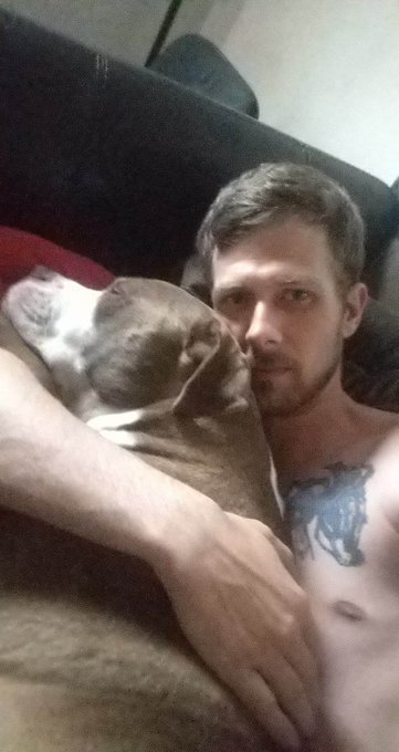 Best cuddle buddy ever! ❤️❤️❤️ https://t.co/UiARdhf7Tu