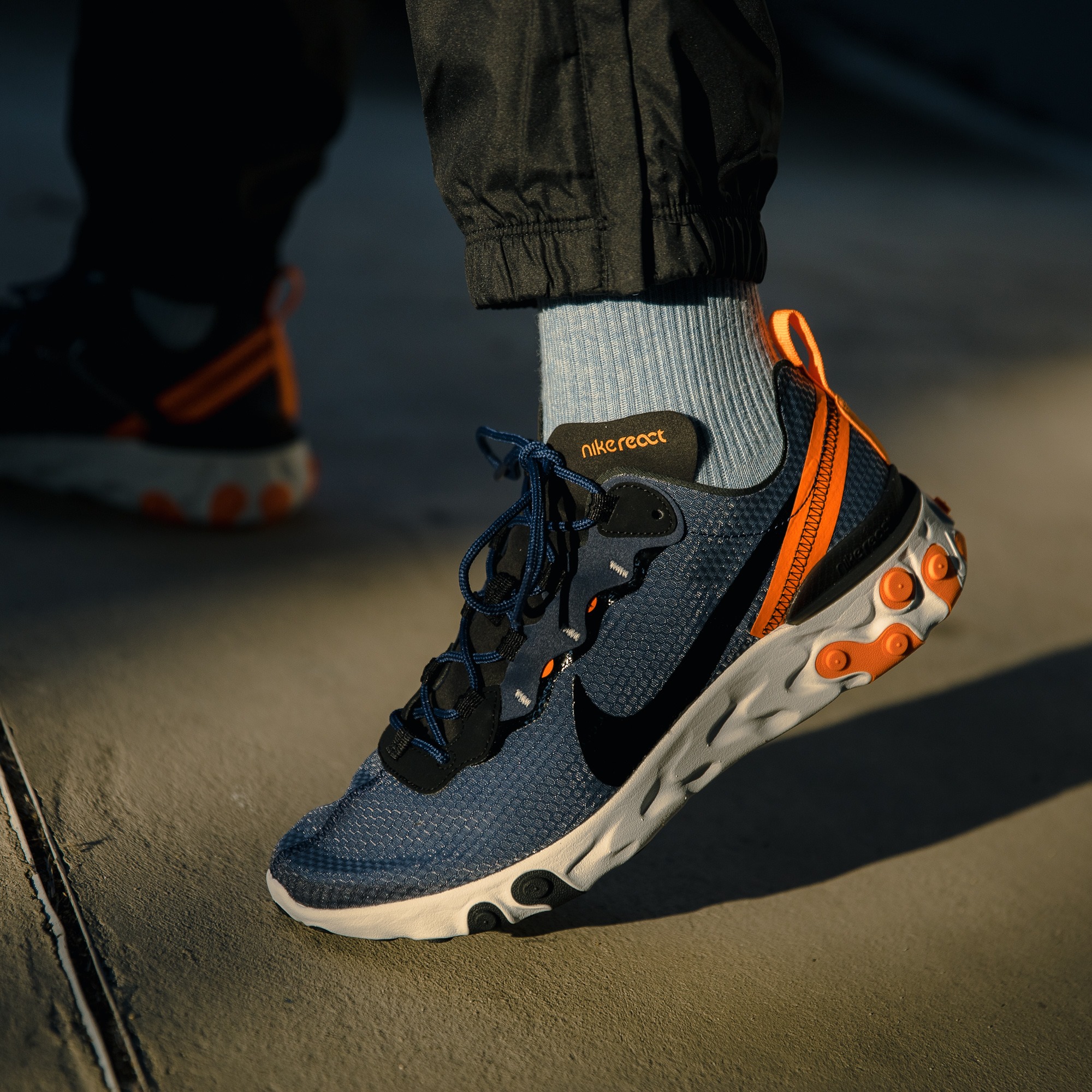 nike react navy orange