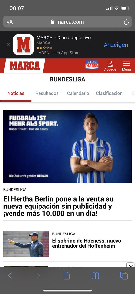 Laut der spanischen Sportzeitung Marca hat ⁦<a href="/HerthaBSC/">Hertha BSC</a>⁩ an einem Tag mehr als 10.000 der neuen Trikots verkauft. 💙👍🏼😳⁦<a href="/HBASE1892/">HERTHA BASE</a>⁩ ⁦<a href="/privaterherr/">Marc S.</a>⁩