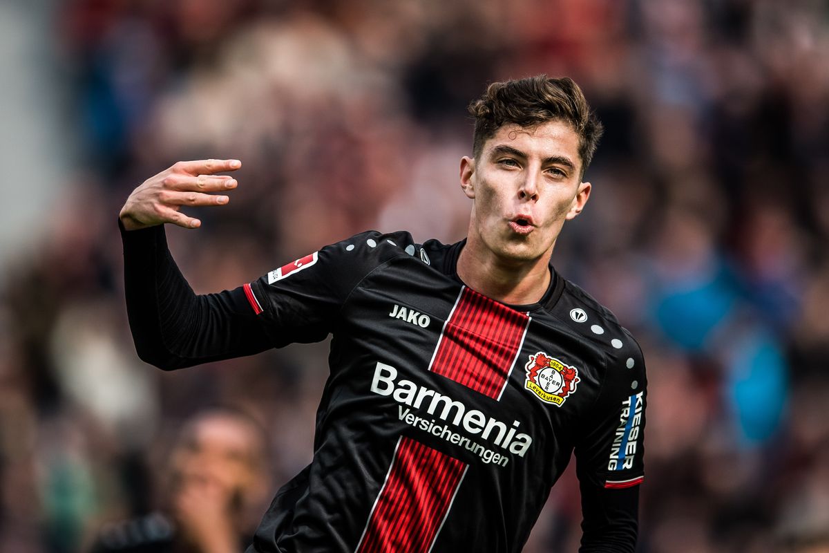 WeArePLeague's tweet photo. • Chelsea

Kai Havertz cada dia mais próximo do clube londrino.

O jogador solicitou a seu clube atual, Bayer Leverkusen, que a negociação possa acontecer antes dos jogos da Europa League na próxima semana.

#CFC

#WAPL https://t.co/5sAadjBH5R