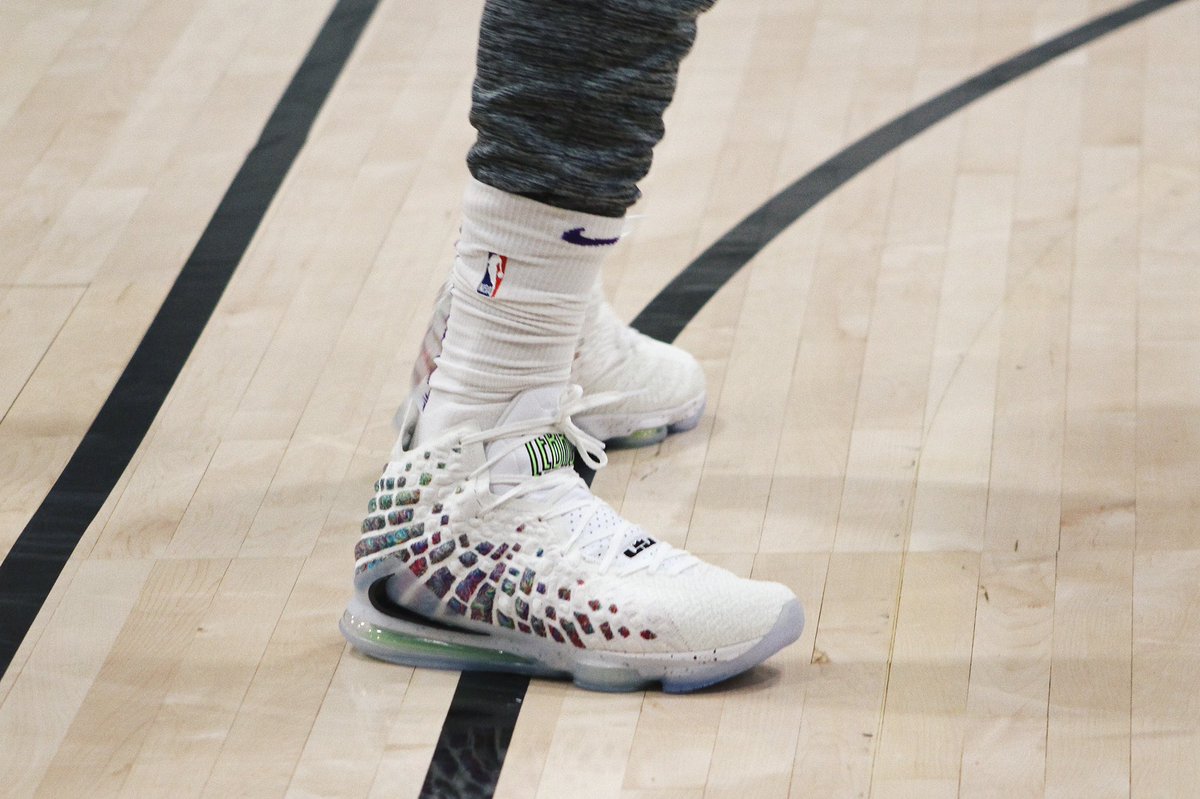 lebron command force