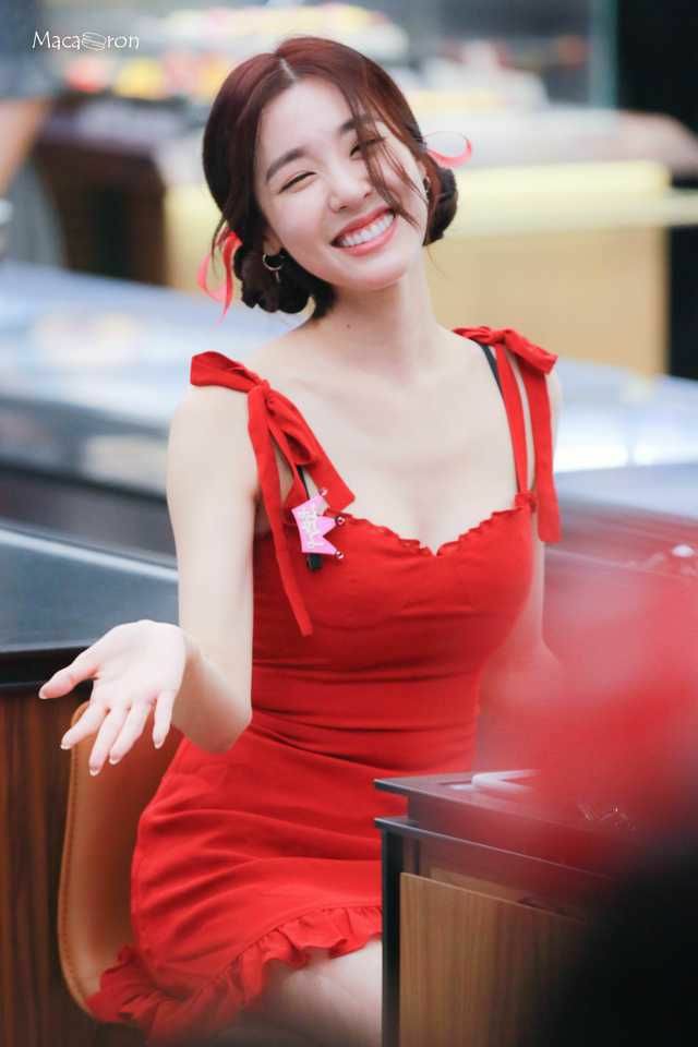 xotiffanysmiles's tweet photo. the prettiest smile https://t.co/BRogtoSwsy