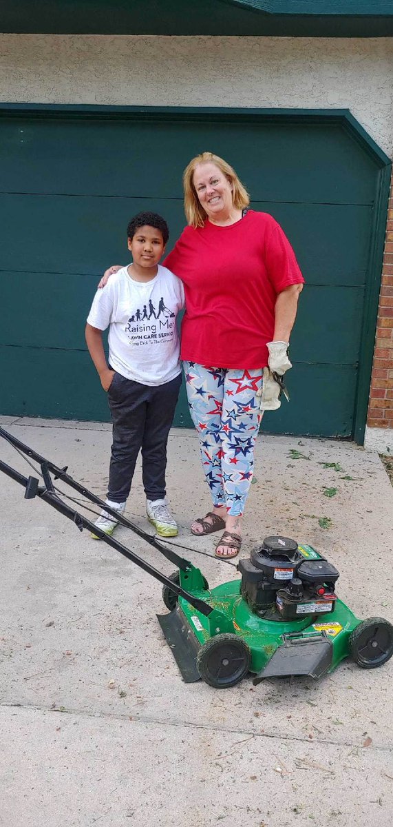 iamrodneysmith's tweet photo. Ahnjay from Springs,CO who is taking part in our 50 yard challenge mowed his 2nd lawn ! Great job !! Off to a good start https://t.co/qijgalIXnK