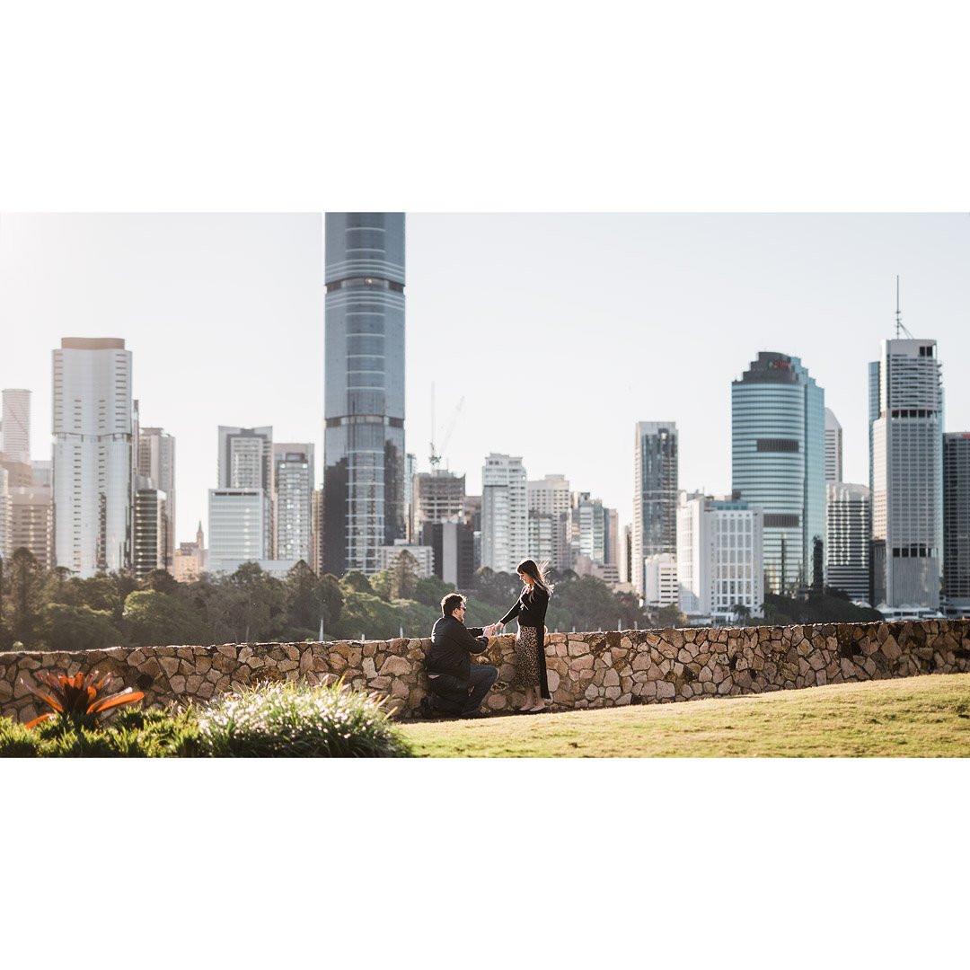 WilliamGordonP1's tweet photo. Yesterday's beautiful #surpriseproposal with a Brisbane City Skyline sunset! Congrats Nik + Paris!
@brisbanecityqld @THISisBRISBANE #ThereAreNoRetakes #WeddingPhotographerBrisbane https://t.co/OypcMsjqIP