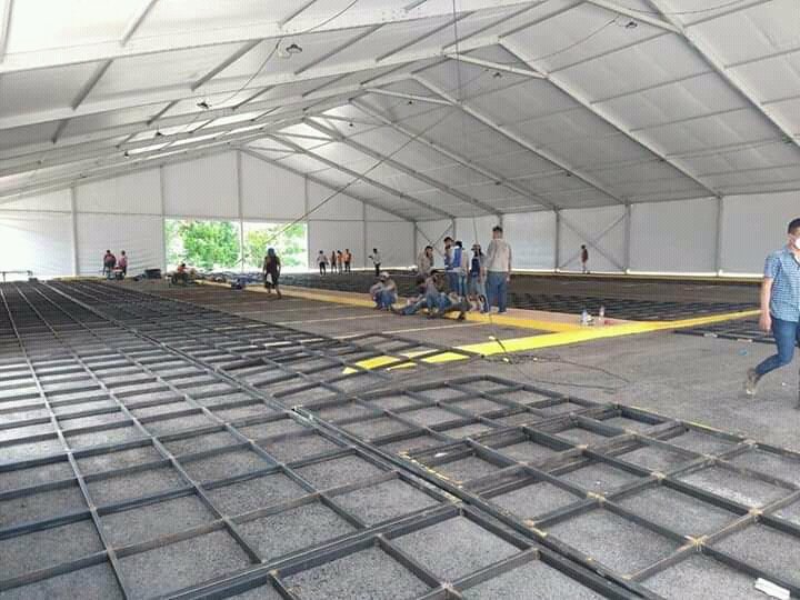 DomyCalles's tweet photo. La gente de #Chetunal merece más que una simple lona para los pacientes afectados #Covid19. El Centro de Convenciones sería un lugar más digno para quienes le dieron la gubernatura a @CarlosJoaquin Más respeto para las familias chetumaleñas!! @DrJLPech @HLGatell @MarybelVillegas https://t.co/ls7dYz9IC0