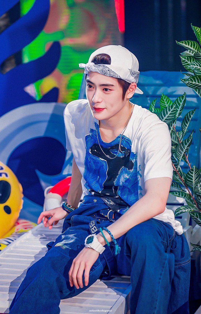 Seizethedayuno's tweet photo. 200712 #재현 #JAEHYUN #NCT127 https://t.co/RC6OsQRlR5