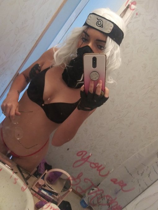 I did a cute cosplay of Kakashi Hatake from Naruto. If you want the explicit content, come to my onlyfans<a href="/tag/onlyfans"class="tags"><span>#onlyfans</span></a><a href="/tag/onlyfansbabe"class="tags"><span>#onlyfansbabe</span></a><a href="/tag/onlyfanspromo"class="tags"><span>#onlyfanspromo</span></a><a href="/tag/onlyfansnewbie"class="tags"><span>#onlyfansnewbie</span></a>