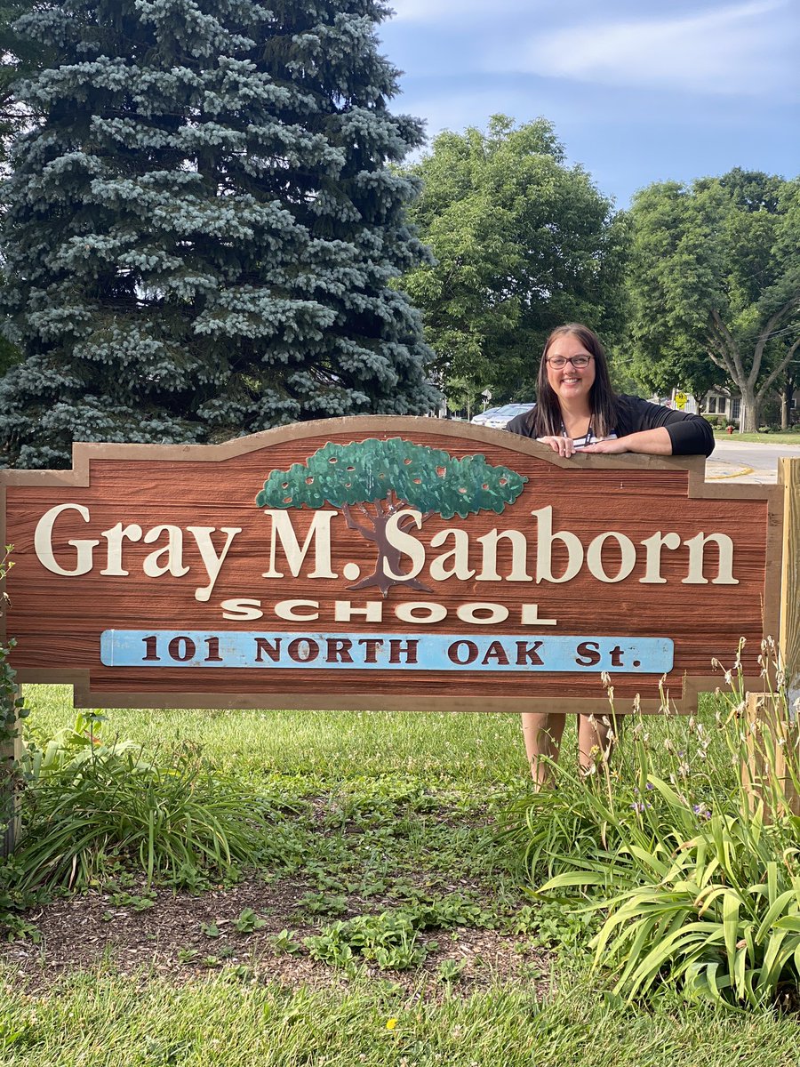 SanbornTigers's tweet photo. Welcome, to our new Assistant Principal, Mrs. Costa!  She started this week and is doing great!  We can’t wait for you to meet her!  #sanbornrocks🐾💙🐯 #sanbornfamily #proudtobe15 https://t.co/kgTUxhcwxX