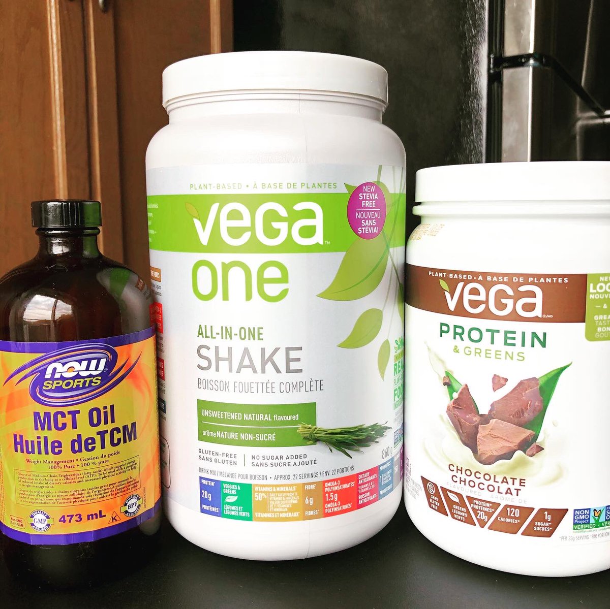 beginnings_bb's tweet photo. Shake up your morning smoothies with #plantbased supplements! Get in protein, vitamins, minerals and greens! 🥒🍎🍇 #HealthyLiving https://t.co/8dVHR7UOVt