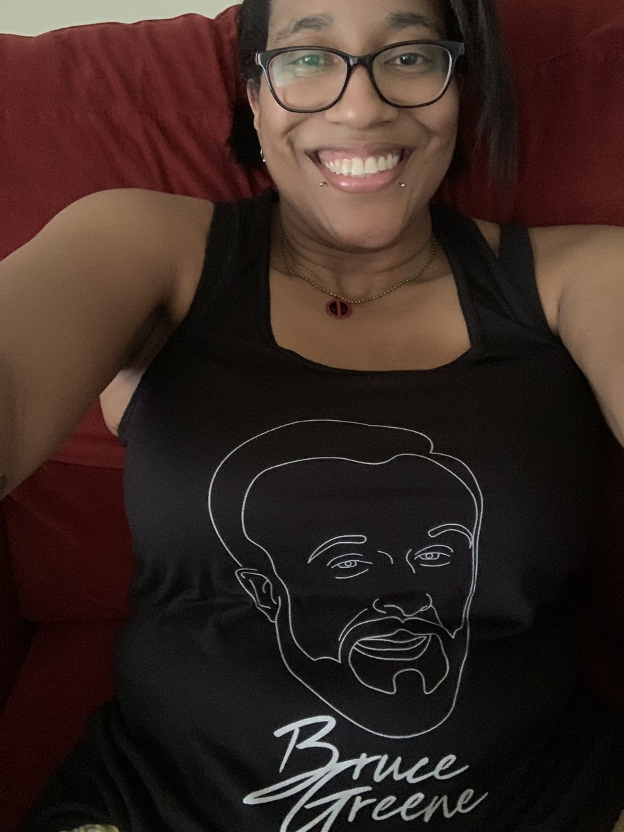 CaptBodangles's tweet photo. @brucegreene I ordered myself some birthday gifts! I’m really tall and hard to photograph, sorry! https://t.co/Y7REDykf3T