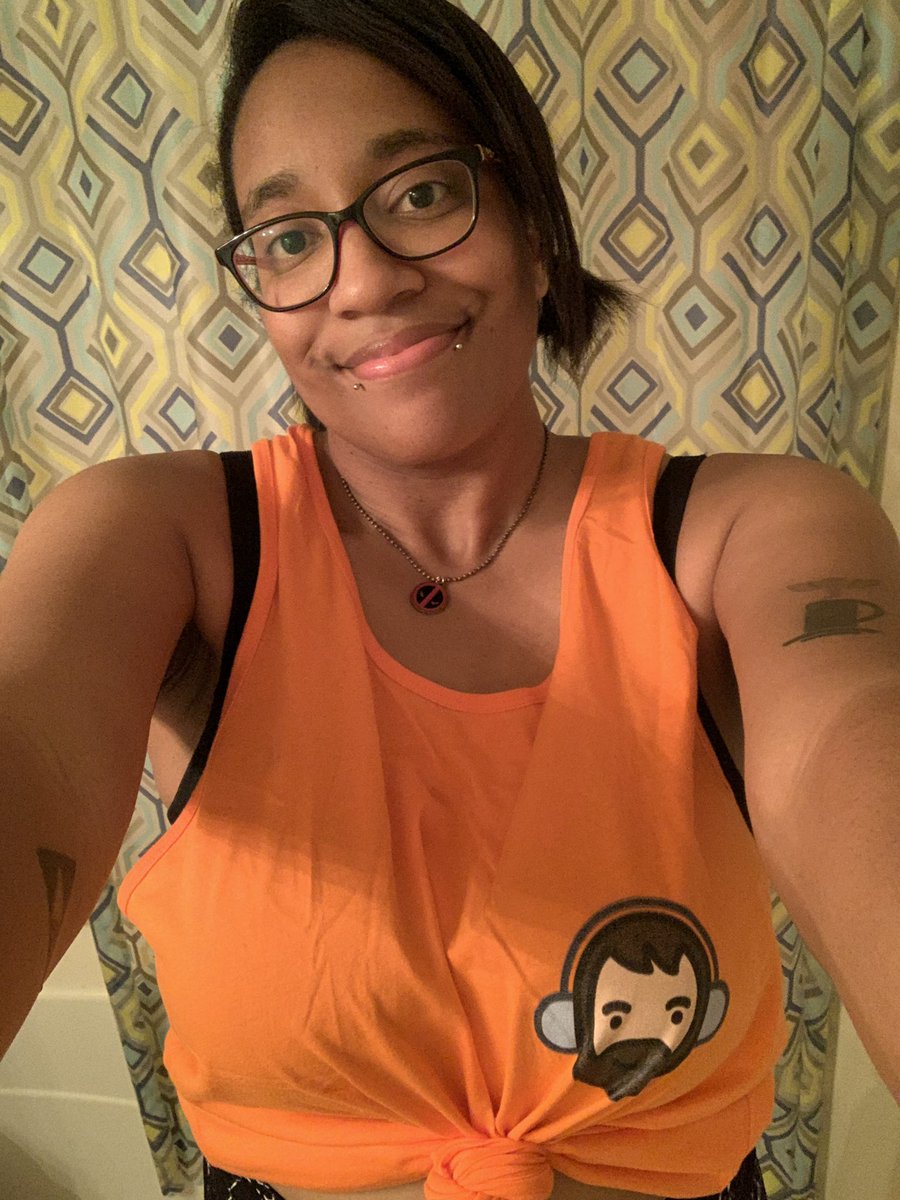 CaptBodangles's tweet photo. @brucegreene I ordered myself some birthday gifts! I’m really tall and hard to photograph, sorry! https://t.co/Y7REDykf3T