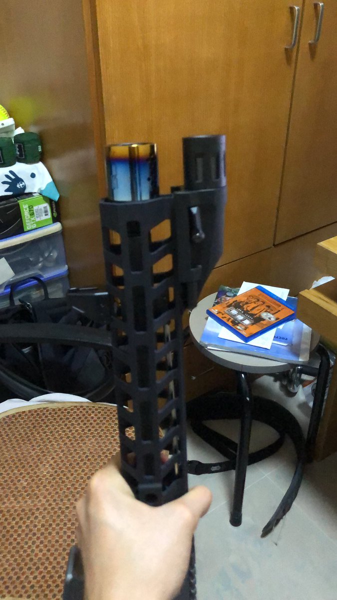 jajaja86401227's tweet image. pa12でslr ion hdx 10inchプリントました
80gramしか無い
#slrrifleworks  #3Dプリ 
＃ミリタリ物販