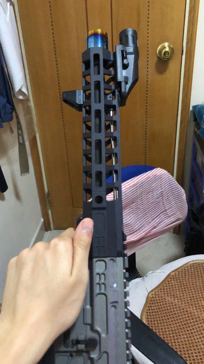 jajaja86401227's tweet image. pa12でslr ion hdx 10inchプリントました
80gramしか無い
#slrrifleworks  #3Dプリ 
＃ミリタリ物販