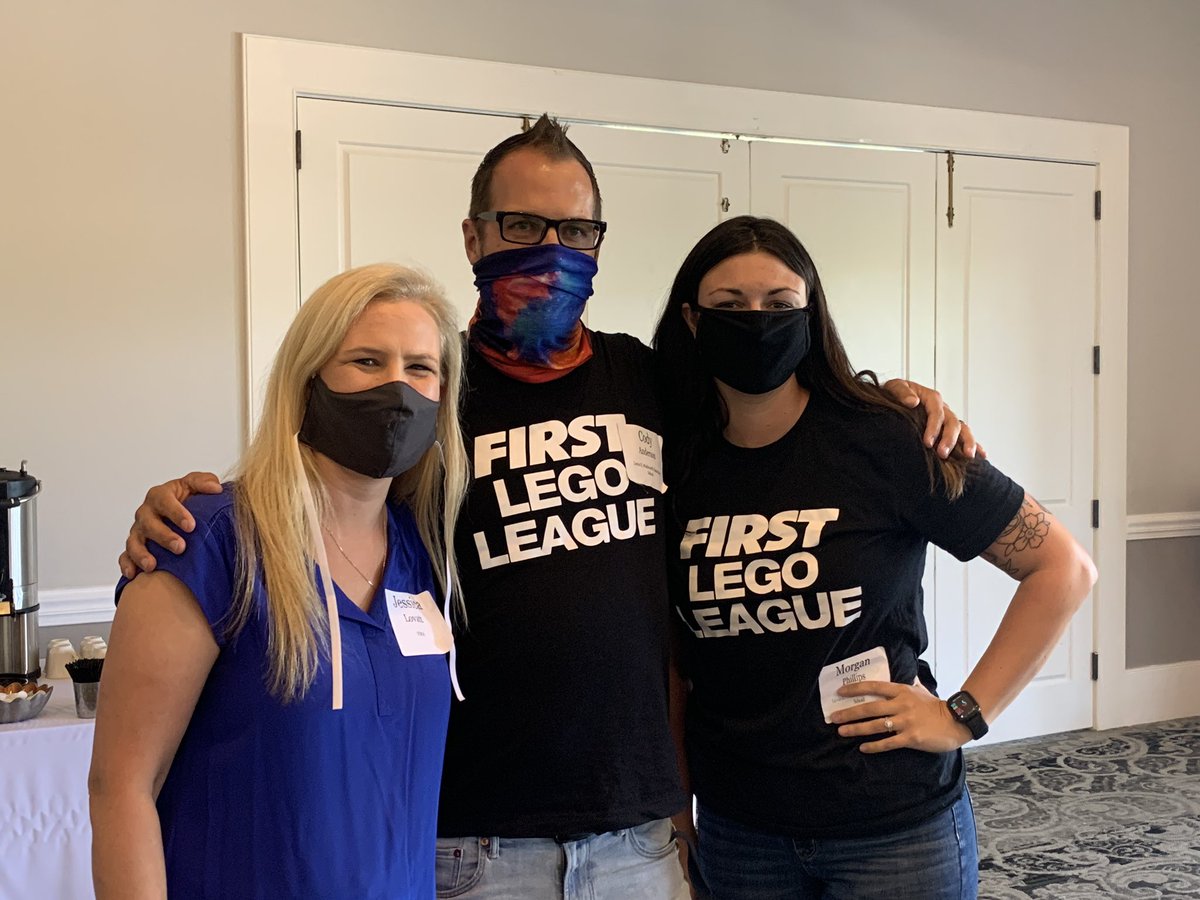 VMAvolusia's tweet photo. Thank you to all the teachers that attended the teacher training for our upcoming Robot Brawl today! They learned about battle bots, specs of the robots, the engineering design process, and how to upgrade their RC cars! 

#robotbrawl2020 #botbattle #VMA #Flaglerschools https://t.co/ruN3WUt2pB