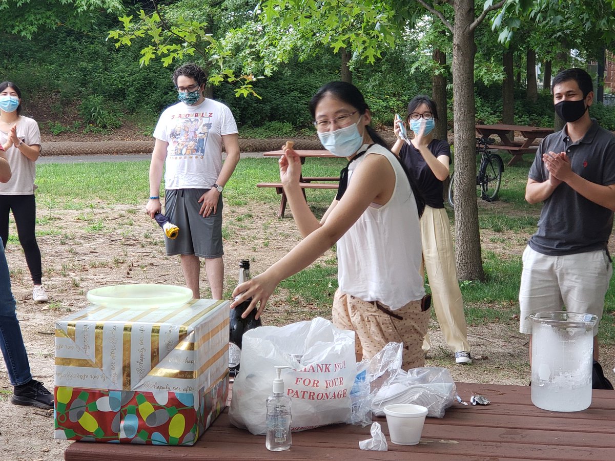 Ivan Dmochowski tweet media