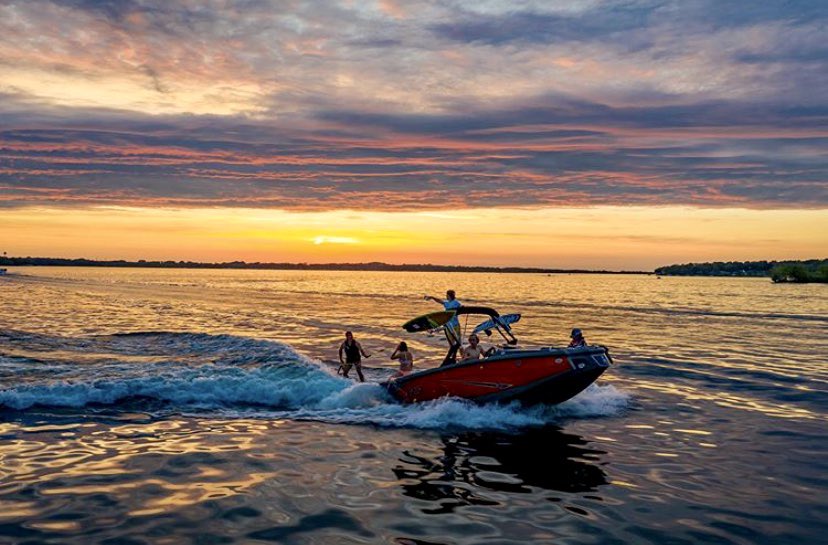 Okoboji Good Times tweet media