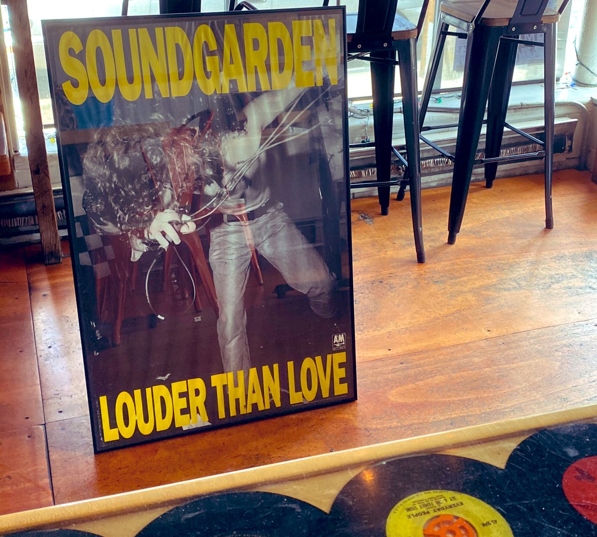 shadowscene's tweet photo. Officially added this to the collection today — #amrep #charlespeterson #soundgarden #chriscornell #louderthanlove https://t.co/Heya9TD74v
